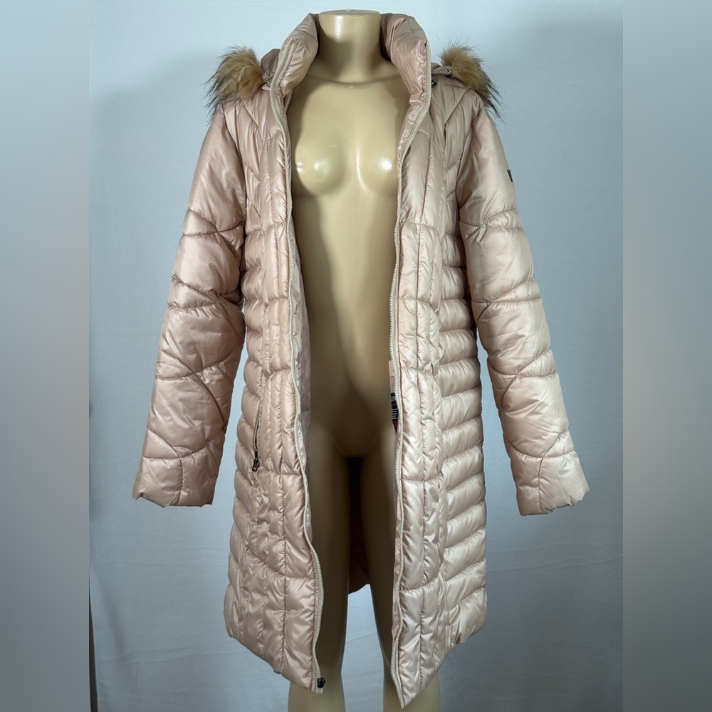 Guess Cream Puffer Jacket with Insulated Padding